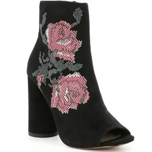 New Donald Pliner Booties